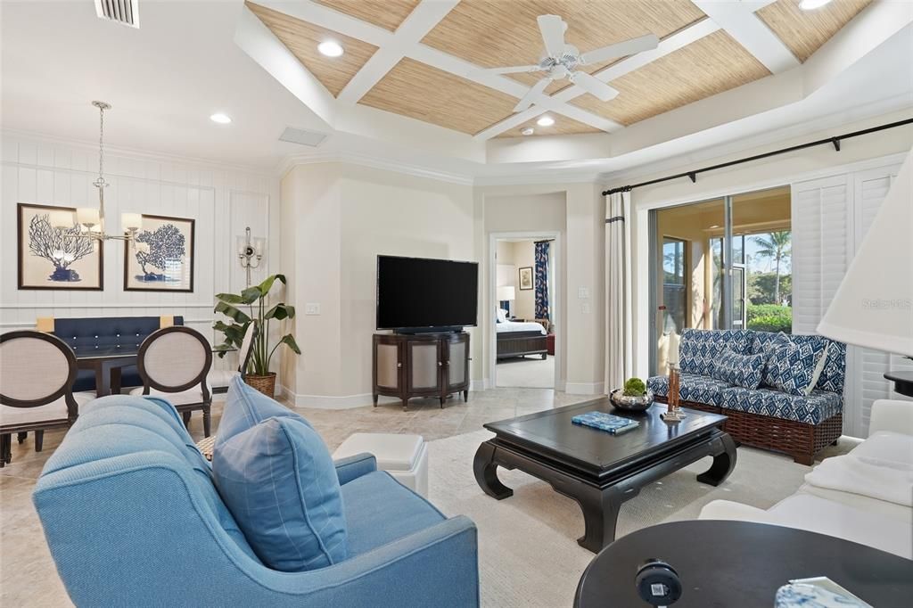 For Sale: $450,000 (2 beds, 2 baths, 1525 Square Feet)