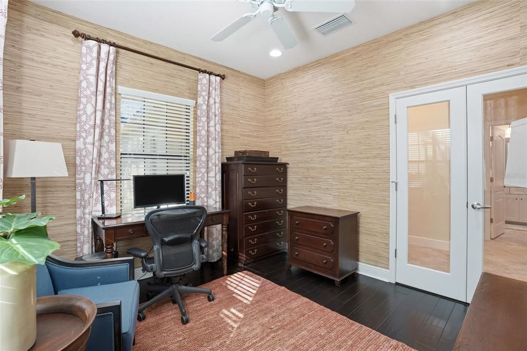 For Sale: $450,000 (2 beds, 2 baths, 1525 Square Feet)