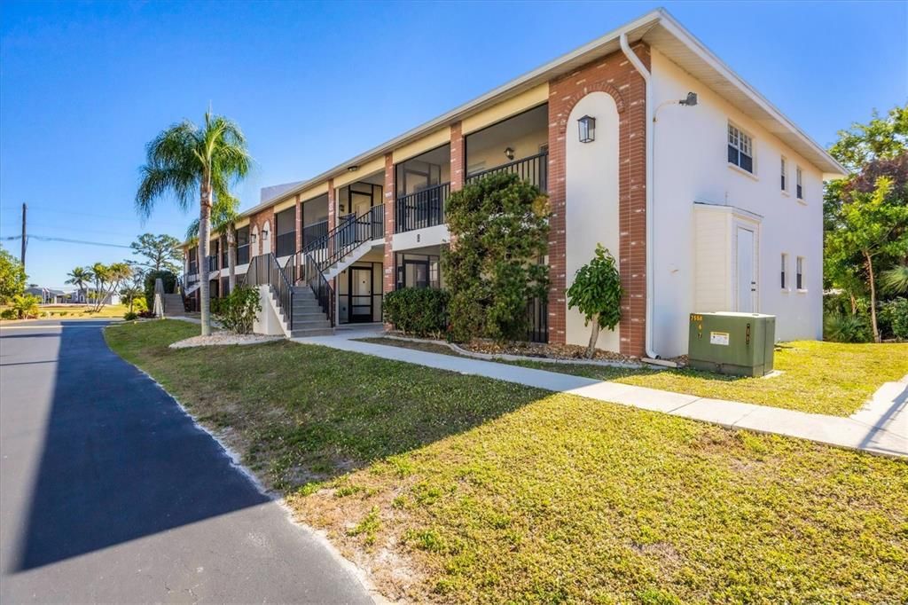 En Venta: $169,000 (2 camas, 2 baños, 1056 Pies cuadrados)