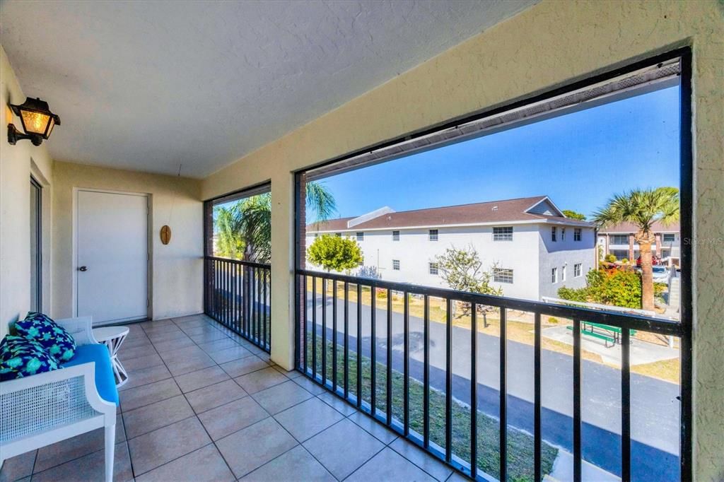 En Venta: $169,000 (2 camas, 2 baños, 1056 Pies cuadrados)