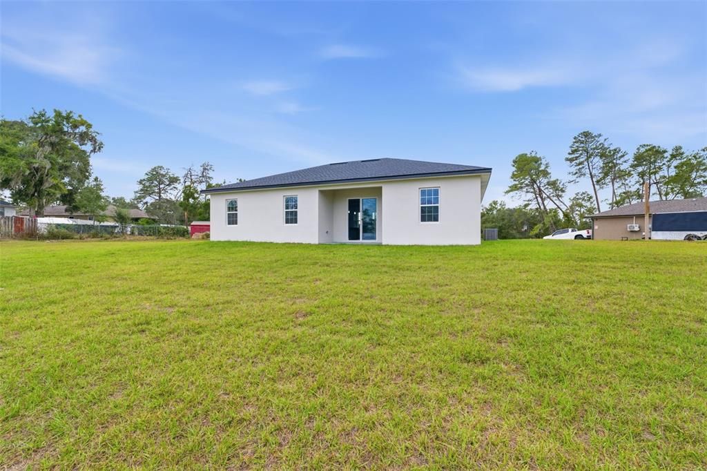 待售: $329,900 (4 贝兹, 2 浴室, 1799 平方英尺)