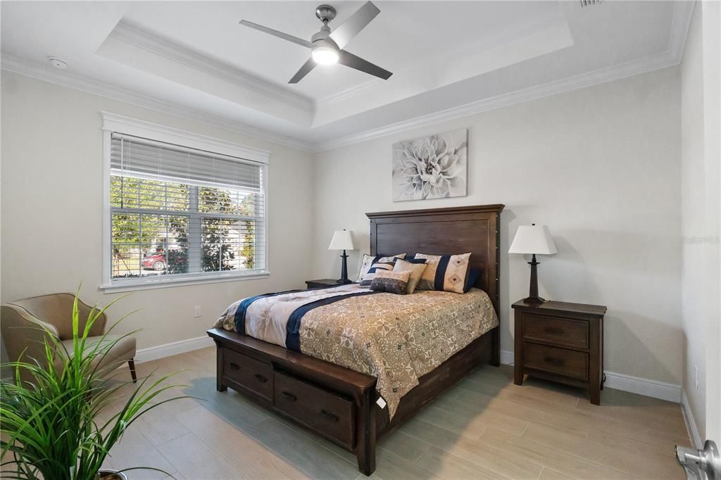 En Venta: $469,900 (4 camas, 3 baños, 2191 Pies cuadrados)