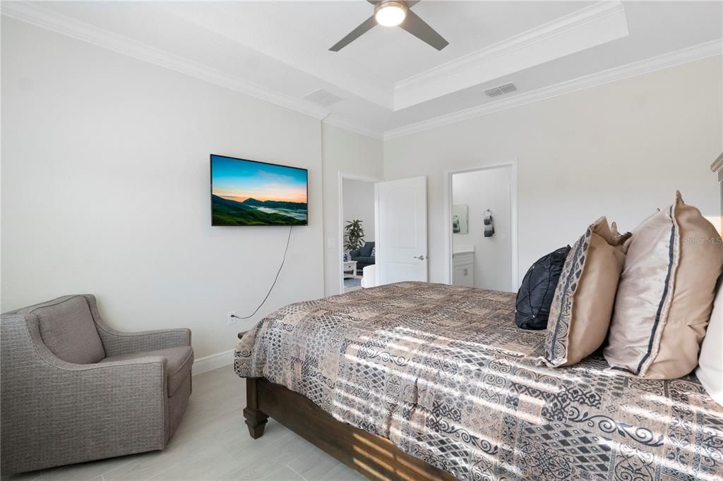 En Venta: $469,900 (4 camas, 3 baños, 2191 Pies cuadrados)