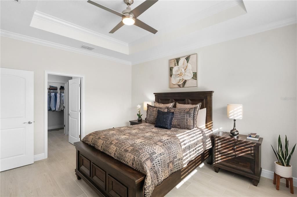 En Venta: $469,900 (4 camas, 3 baños, 2191 Pies cuadrados)