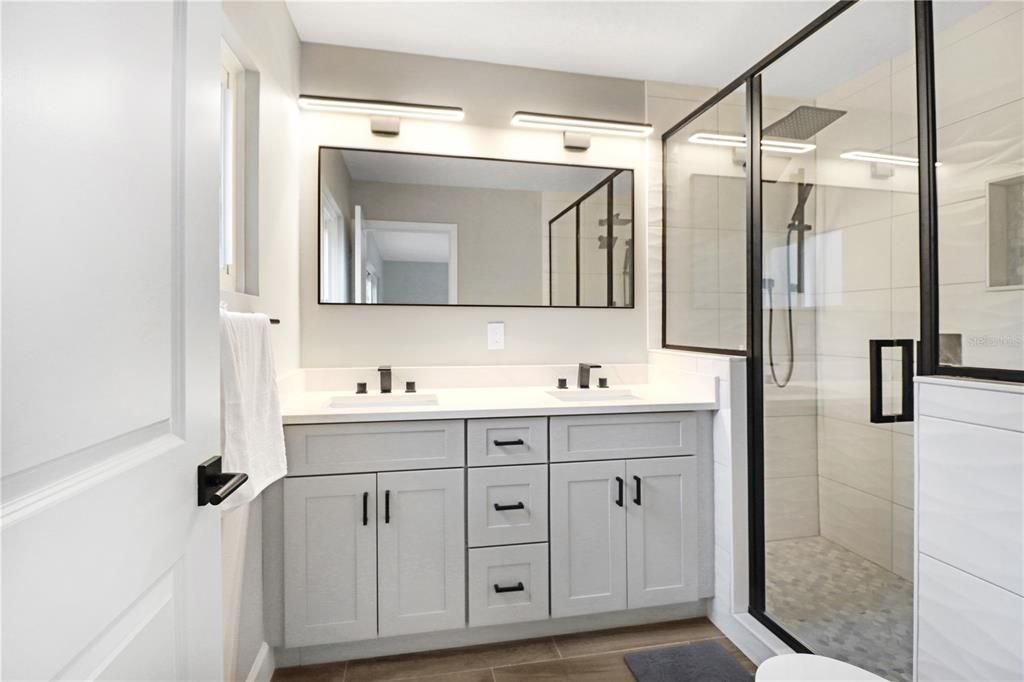 На продажу: $410,000 (3 спален, 2 ванн, 1428 Квадратных фут)