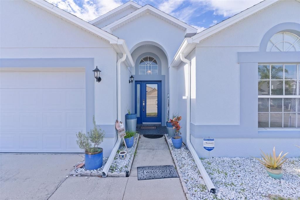 For Sale: $384,900 (4 beds, 3 baths, 1822 Square Feet)