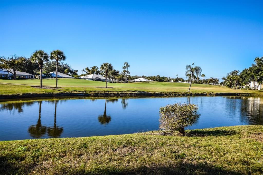 For Sale: $249,900 (2 beds, 2 baths, 1032 Square Feet)