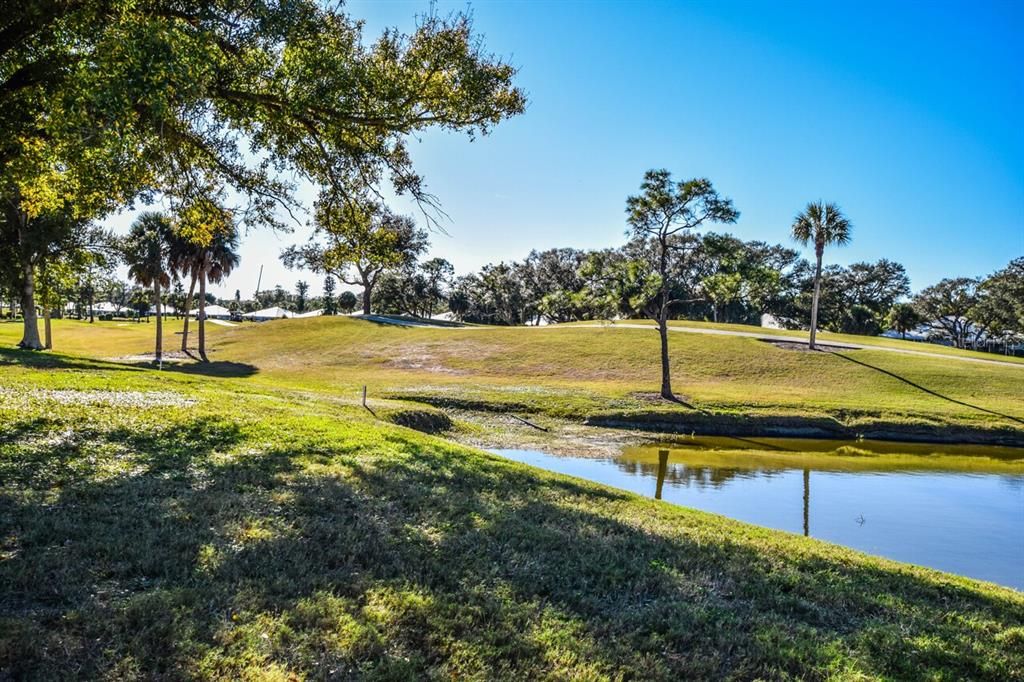 For Sale: $249,900 (2 beds, 2 baths, 1032 Square Feet)