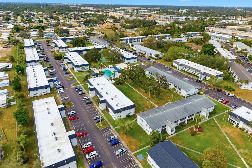 待售: $109,500 (2 贝兹, 1 浴室, 951 平方英尺)