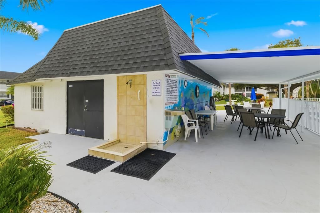 待售: $109,500 (2 贝兹, 1 浴室, 951 平方英尺)