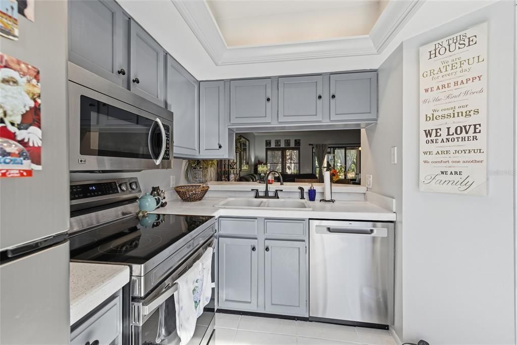 待售: $319,000 (2 贝兹, 2 浴室, 1200 平方英尺)