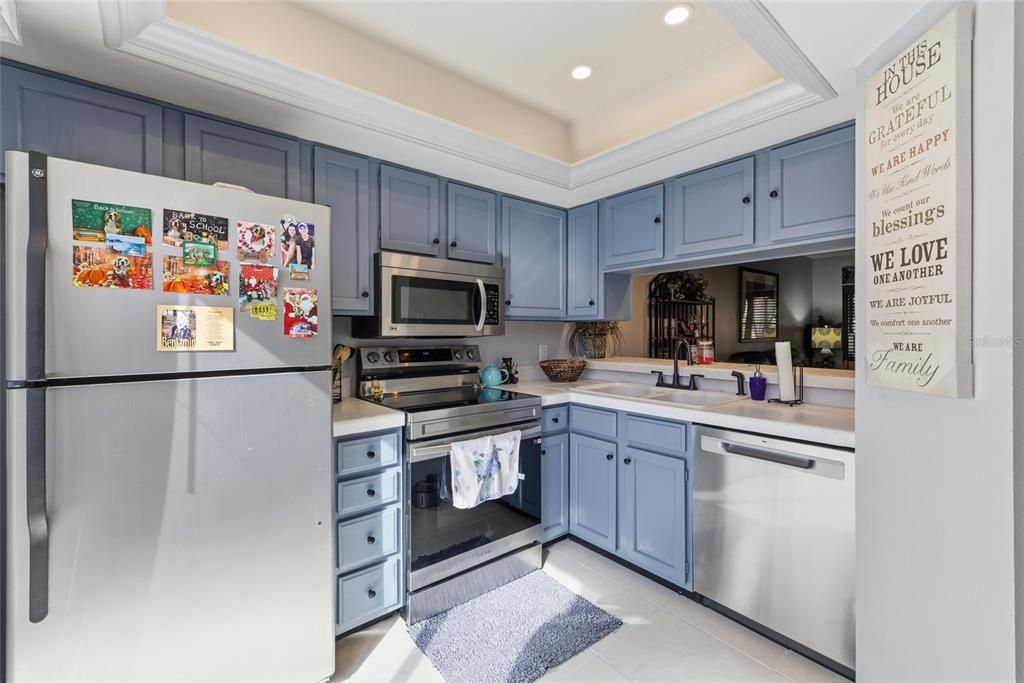 待售: $319,000 (2 贝兹, 2 浴室, 1200 平方英尺)