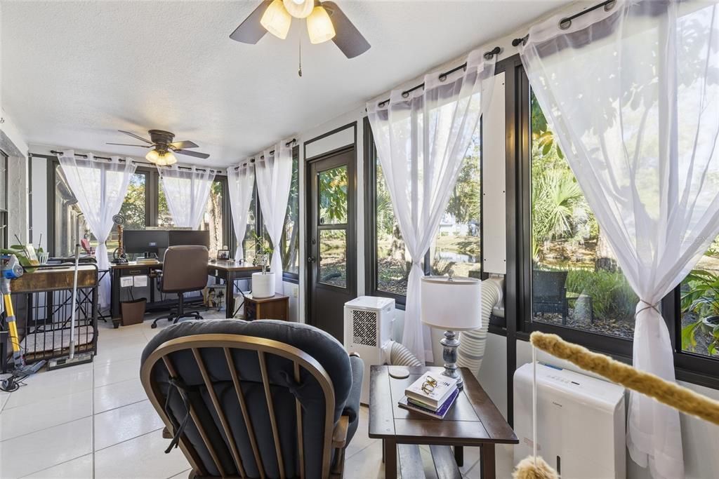 待售: $319,000 (2 贝兹, 2 浴室, 1200 平方英尺)