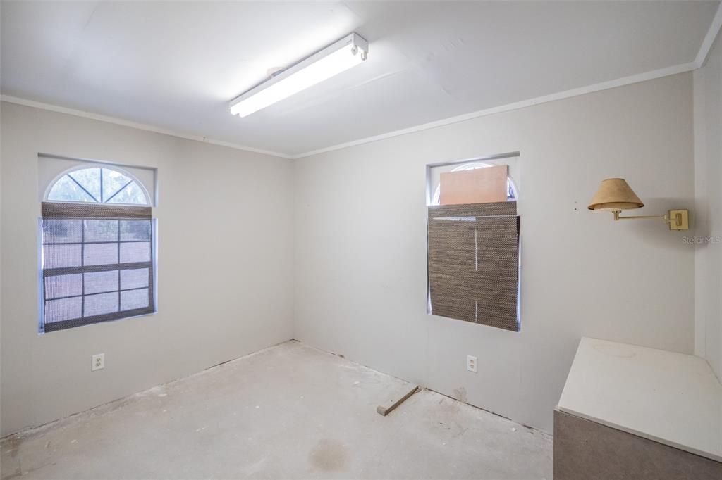 For Sale: $299,947 (3 beds, 2 baths, 2310 Square Feet)