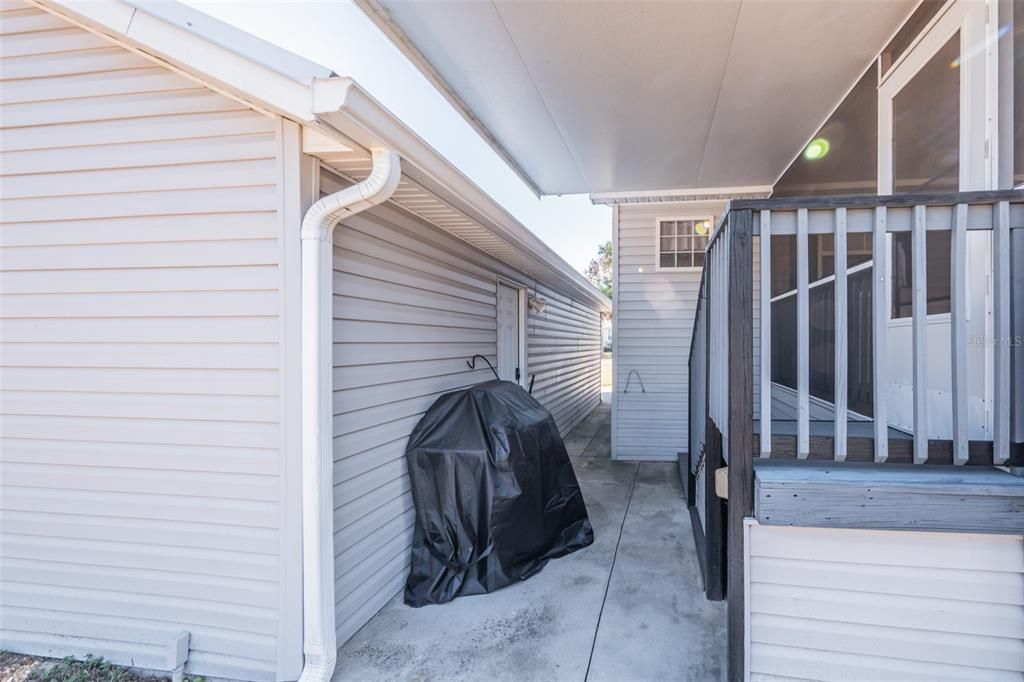 For Sale: $299,947 (3 beds, 2 baths, 2310 Square Feet)