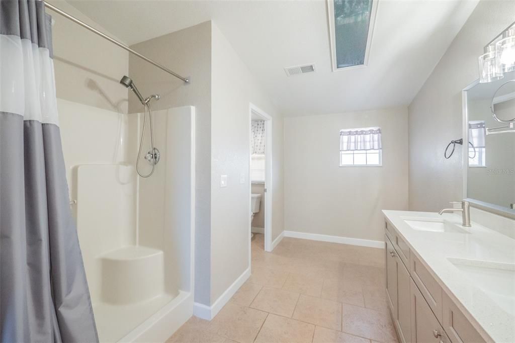 For Sale: $299,947 (3 beds, 2 baths, 2310 Square Feet)