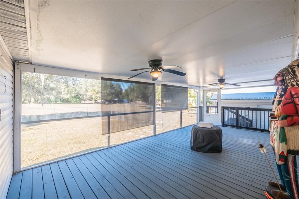 For Sale: $299,947 (3 beds, 2 baths, 2310 Square Feet)