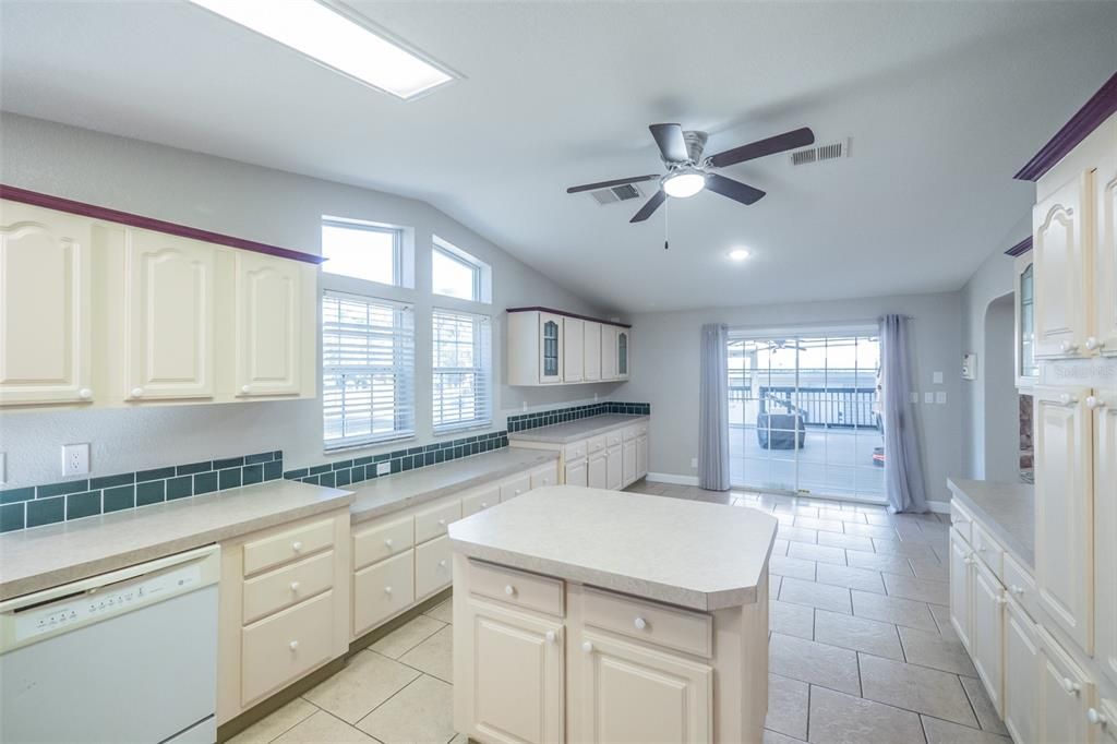 For Sale: $299,947 (3 beds, 2 baths, 2310 Square Feet)
