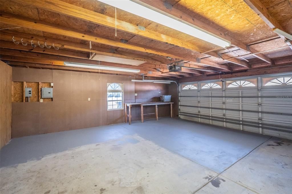 For Sale: $299,947 (3 beds, 2 baths, 2310 Square Feet)