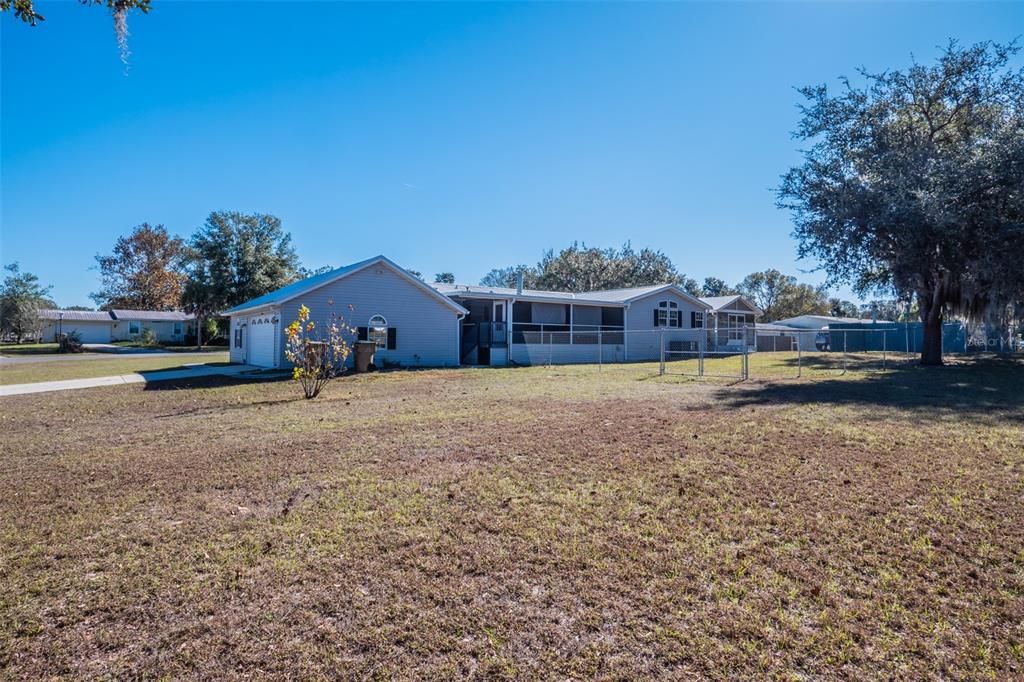 For Sale: $299,947 (3 beds, 2 baths, 2310 Square Feet)