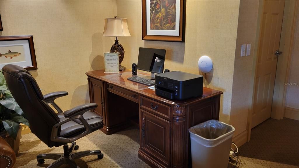 В аренду: $2,300 (2 спален, 2 ванн, 985 Квадратных фут)