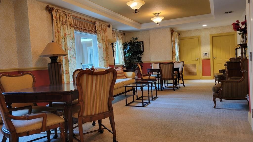 В аренду: $2,300 (2 спален, 2 ванн, 985 Квадратных фут)