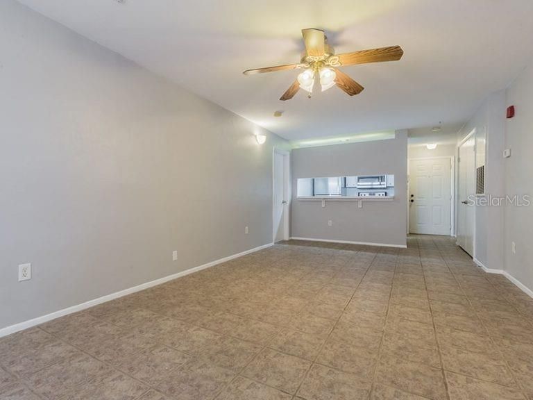 В аренду: $500 (1 спален, 1 ванн, 1177 Квадратных фут)