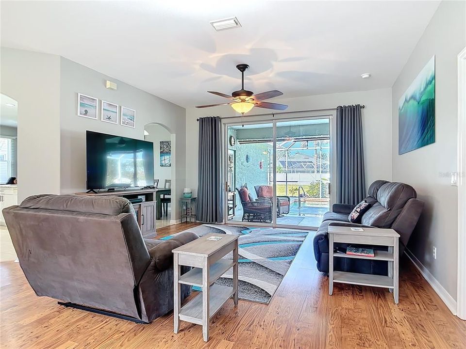 待售: $459,000 (3 贝兹, 2 浴室, 1785 平方英尺)