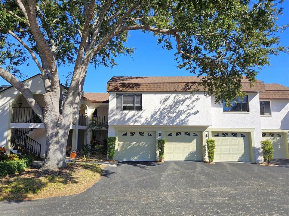 For Rent: $1,900 (2 beds, 2 baths, 1250 Square Feet)