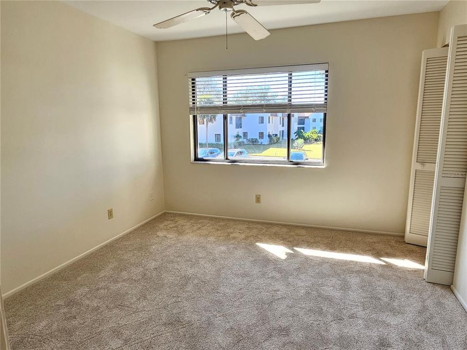 For Rent: $1,900 (2 beds, 2 baths, 1250 Square Feet)