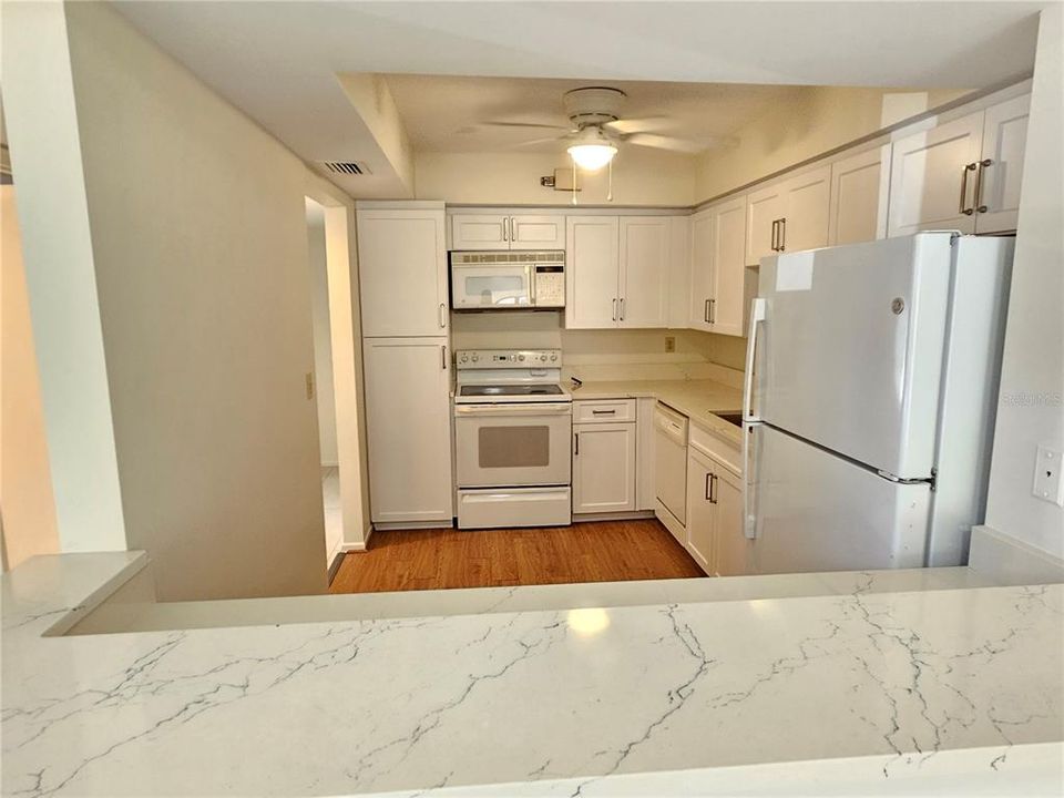 For Rent: $1,900 (2 beds, 2 baths, 1250 Square Feet)