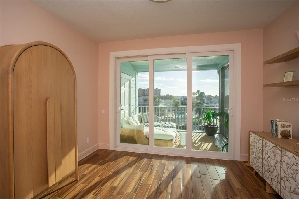 待售: $1,290,000 (3 贝兹, 3 浴室, 2162 平方英尺)