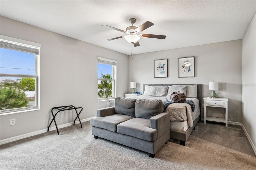 En Renta: $2,800 (3 camas, 2 baños, 1663 Pies cuadrados)