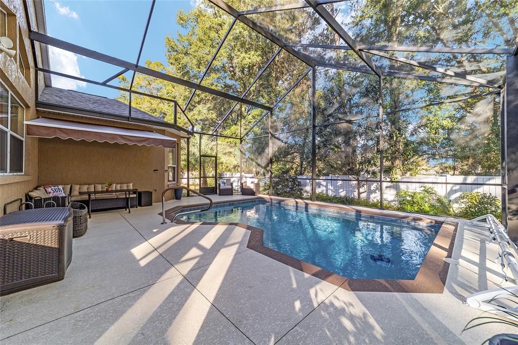 For Sale: $349,000 (3 beds, 2 baths, 1724 Square Feet)