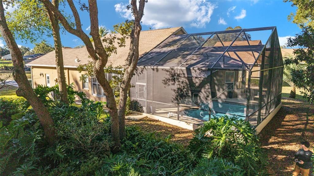 For Sale: $349,000 (3 beds, 2 baths, 1724 Square Feet)