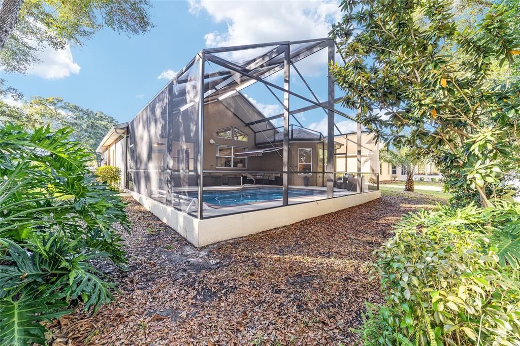 For Sale: $349,000 (3 beds, 2 baths, 1724 Square Feet)