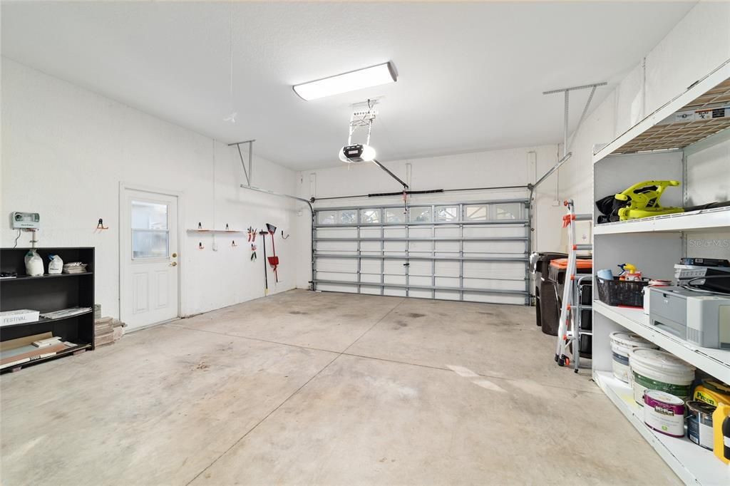 For Sale: $349,000 (3 beds, 2 baths, 1724 Square Feet)