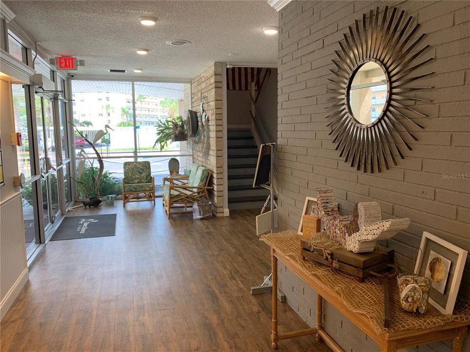 На продажу: $339,000 (2 спален, 2 ванн, 1450 Квадратных фут)