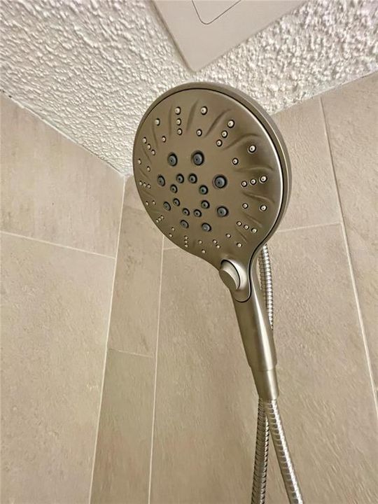 На продажу: $339,000 (2 спален, 2 ванн, 1450 Квадратных фут)