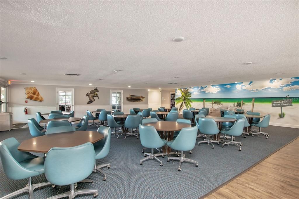 На продажу: $339,000 (2 спален, 2 ванн, 1450 Квадратных фут)