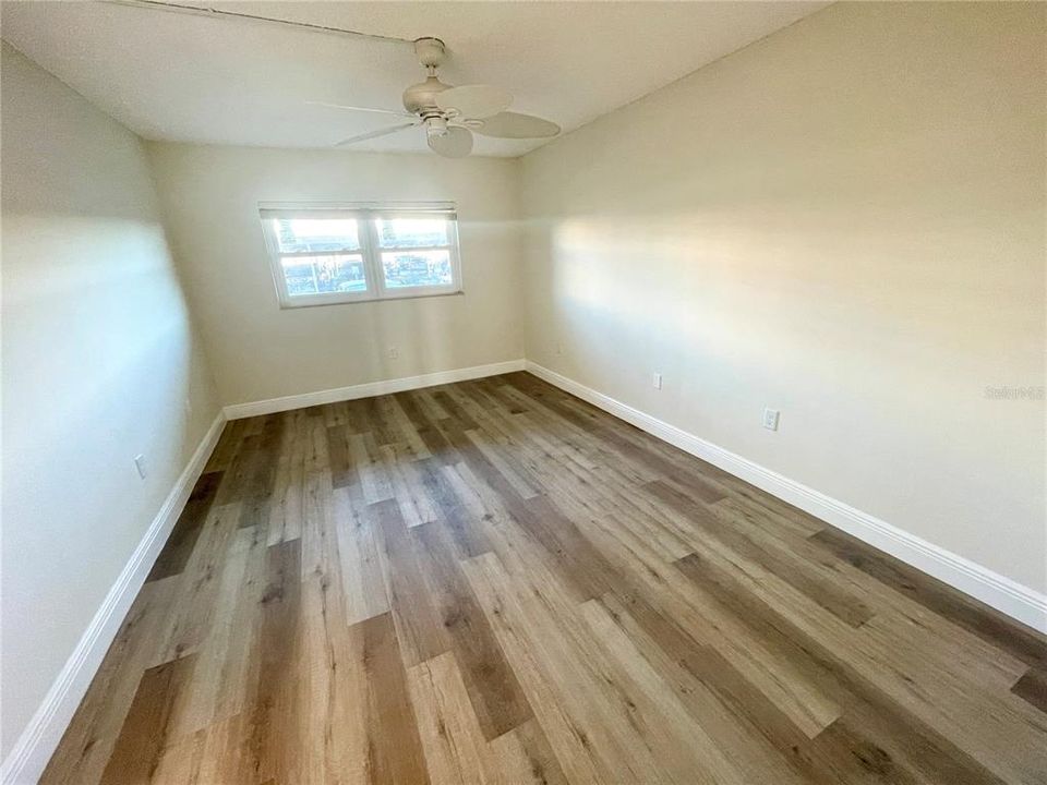 На продажу: $339,000 (2 спален, 2 ванн, 1450 Квадратных фут)