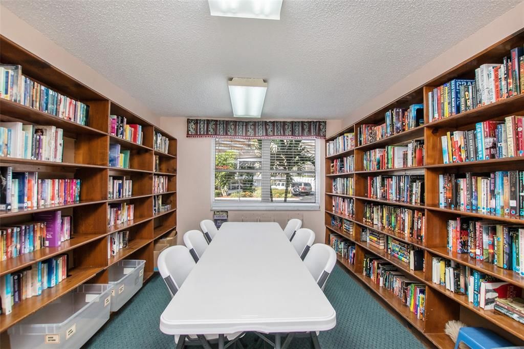 На продажу: $339,000 (2 спален, 2 ванн, 1450 Квадратных фут)