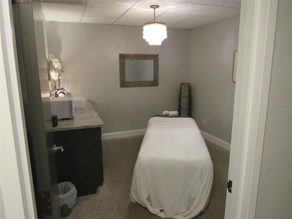 待售: $399,900 (0 贝兹, 0 浴室, 1632 平方英尺)