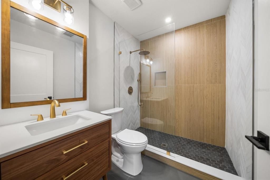 На продажу: $449,000 (3 спален, 2 ванн, 1222 Квадратных фут)