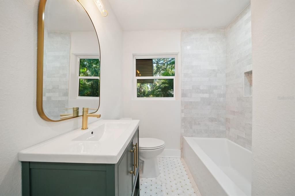 На продажу: $449,000 (3 спален, 2 ванн, 1222 Квадратных фут)