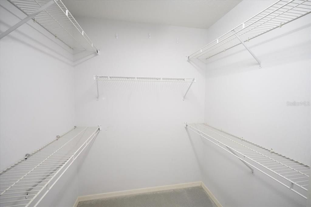 待售: $375,000 (3 贝兹, 2 浴室, 2554 平方英尺)