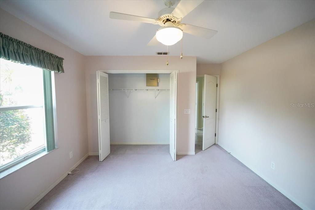 待售: $375,000 (3 贝兹, 2 浴室, 2554 平方英尺)