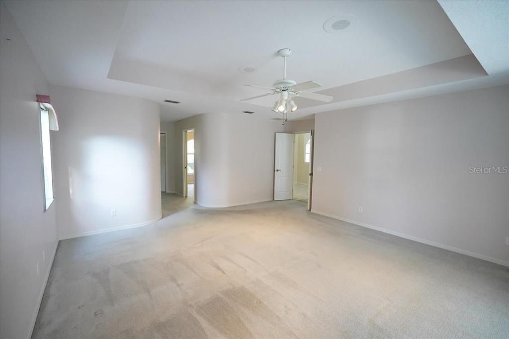 待售: $375,000 (3 贝兹, 2 浴室, 2554 平方英尺)