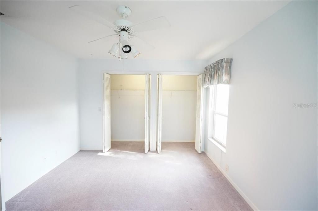 待售: $375,000 (3 贝兹, 2 浴室, 2554 平方英尺)