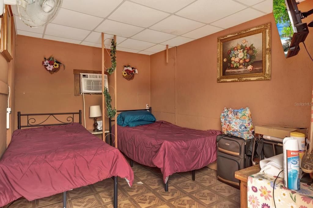 En Venta: $200,000 (1 camas, 1 baños, 690 Pies cuadrados)